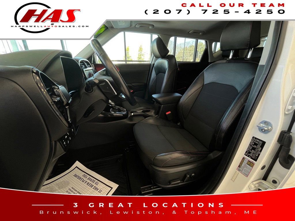 Used 2020 Kia Soul GT-Line Turbo FWD image 11