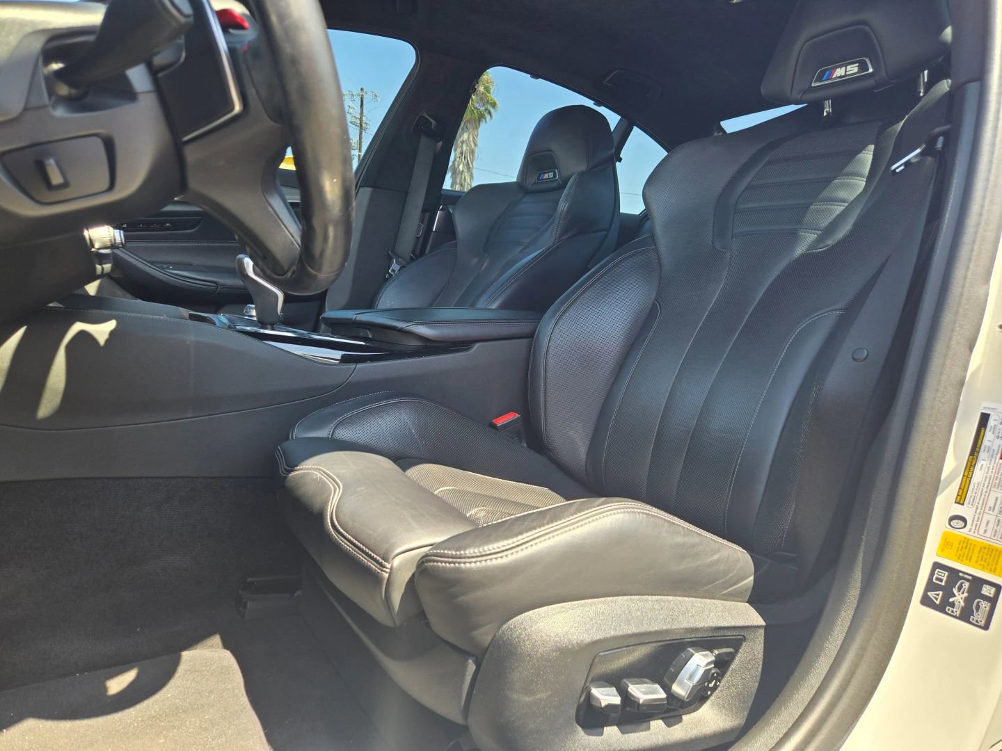 Used 2019 BMW M5 w/ Executive Package image 33