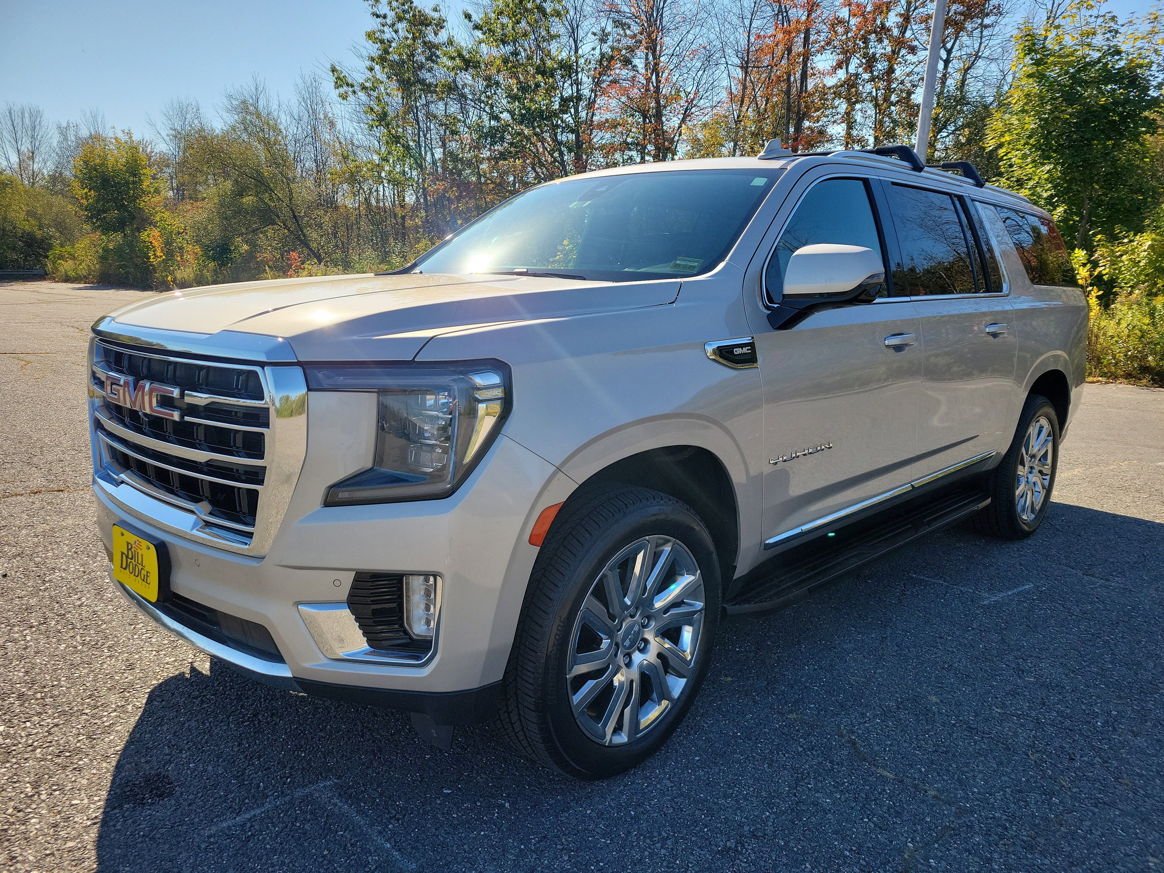 Used 2021 GMC Yukon XL SLT w/ SLT Premium Package