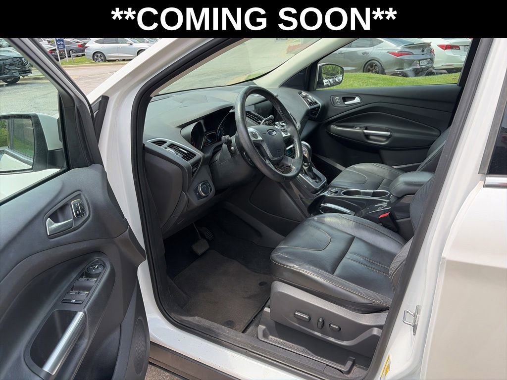 Used 2013 Ford Escape Titanium w/ Parking Technology Pkg FWD image 10