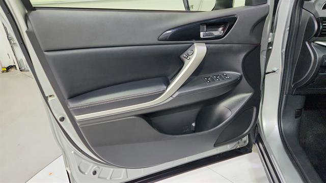 Used 2025 Mitsubishi Eclipse Cross SE image 21