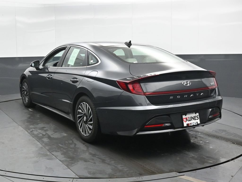 Certified 2023 Hyundai Sonata Limited w/ Cargo Package image 10