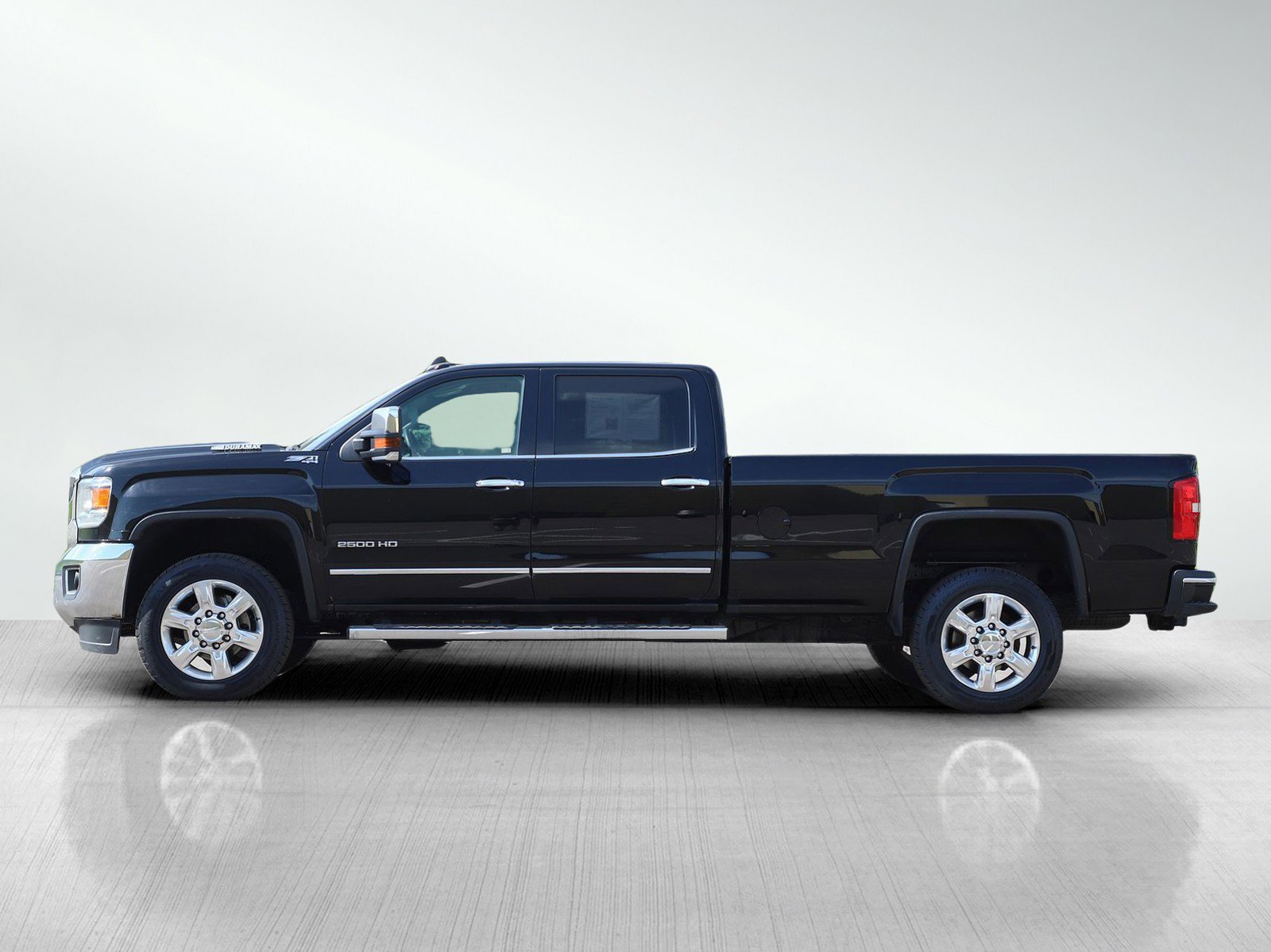 Used 2019 GMC Sierra 2500 SLT AWD/4WD image 2