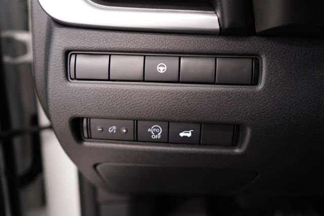 Used 2023 Nissan Rogue SV w/ SV Premium B Package image 26