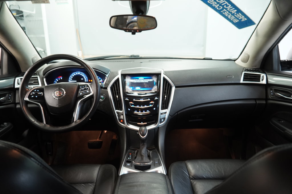 Used 2015 Cadillac SRX FWD image 18