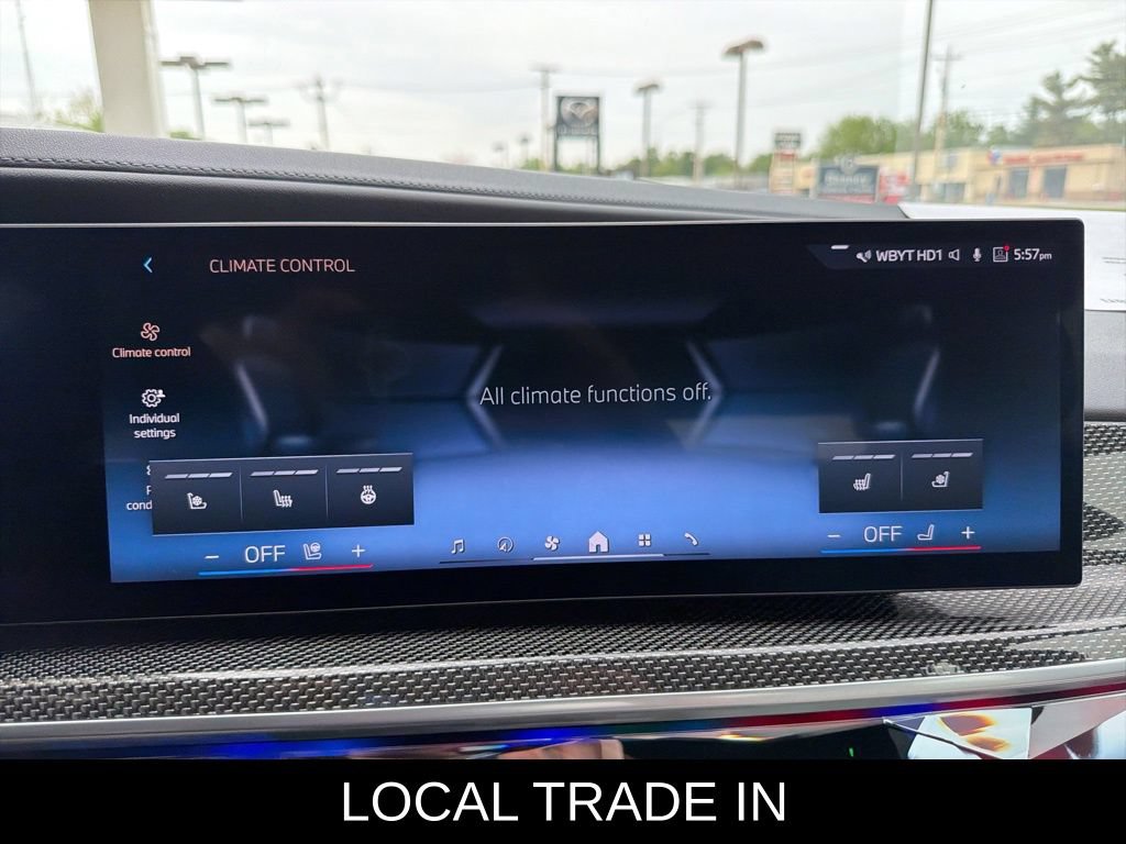 Used 2025 BMW 760i xDrive AWD/4WD image 37