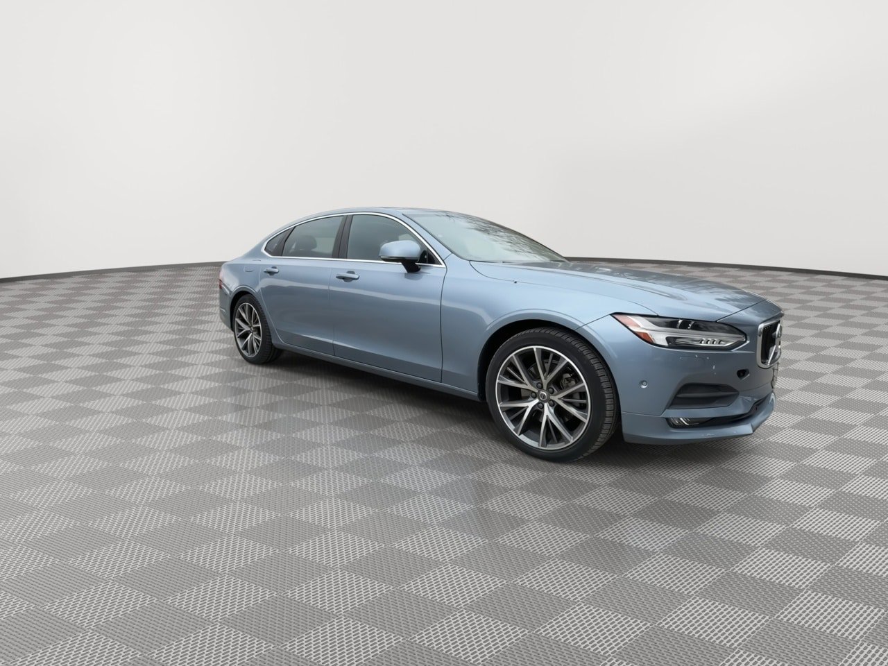 Used 2018 Volvo S90 T5 Momentum AWD/4WD image 2