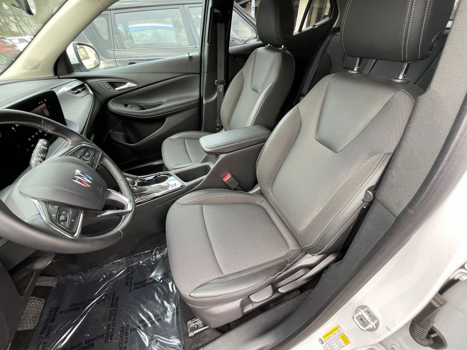 Used 2025 Buick Encore GX Preferred image 31