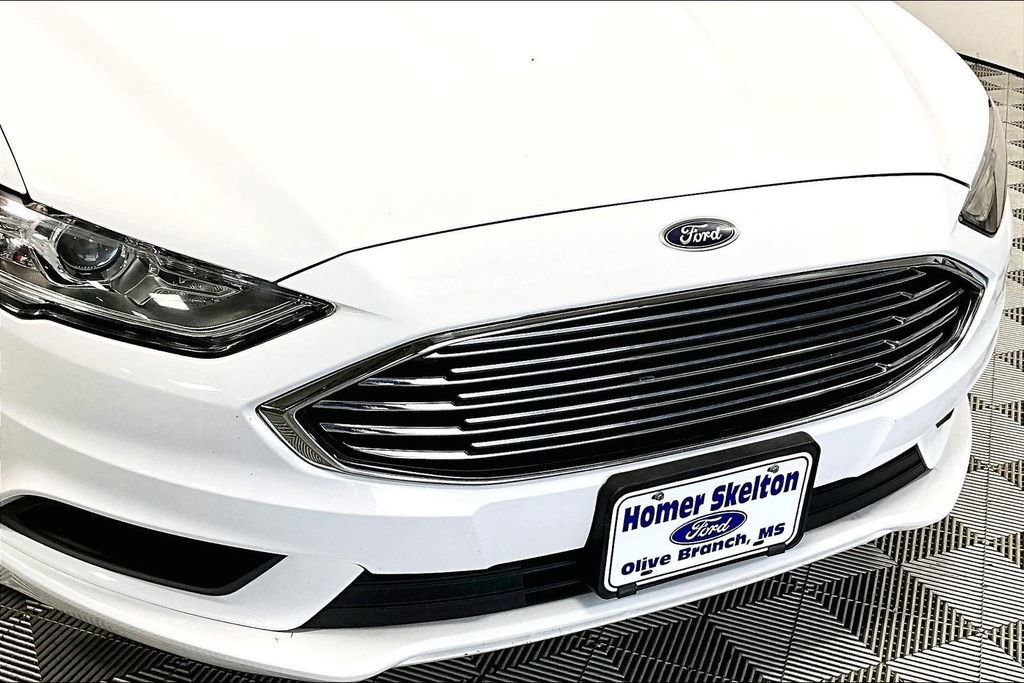 Used 2018 Ford Fusion S image 30
