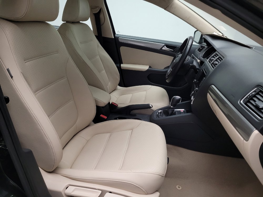 Used 2015 Volkswagen Jetta SE FWD image 21