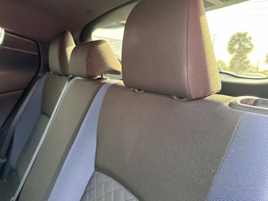 Used 2020 Toyota C-HR XLE image 16