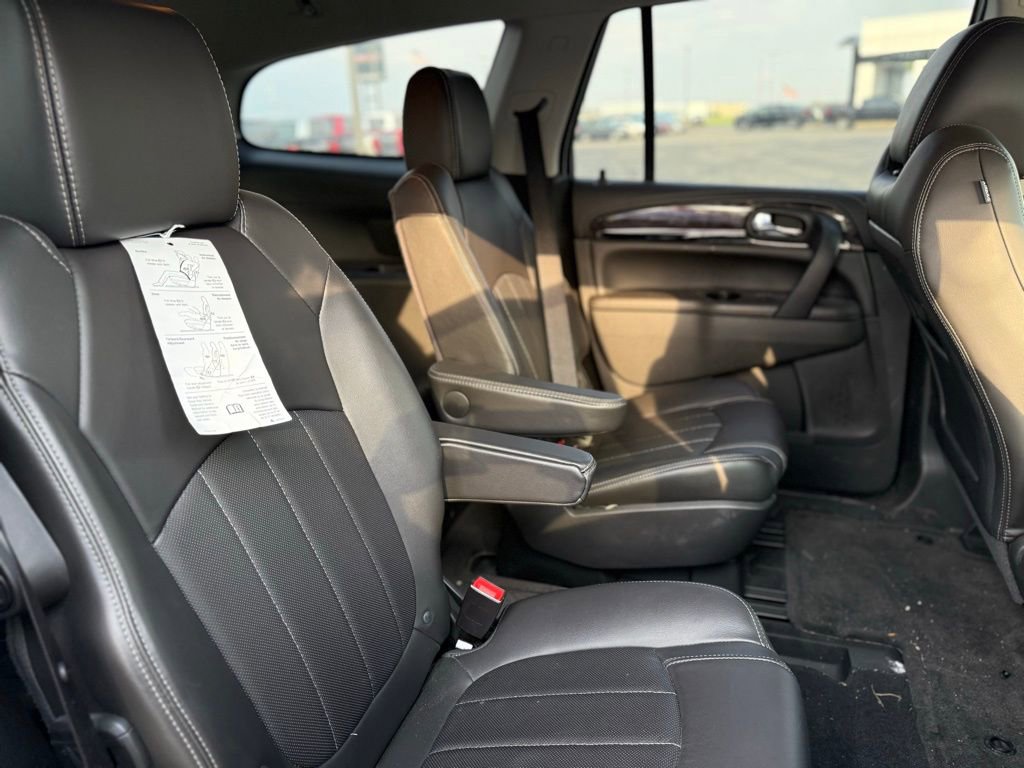 Used 2017 Buick Enclave Premium image 26