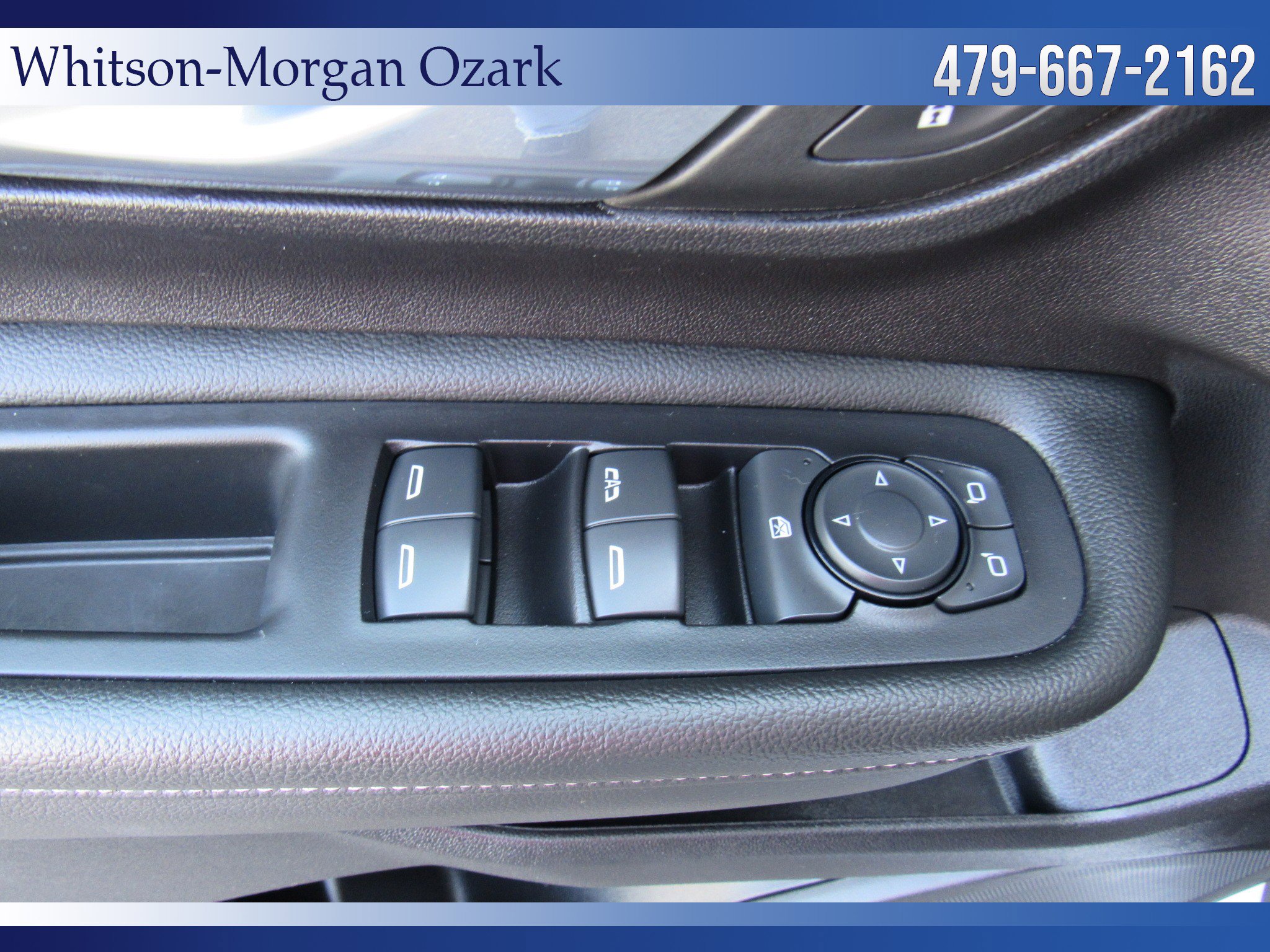 Used 2024 GMC Terrain SLE image 31