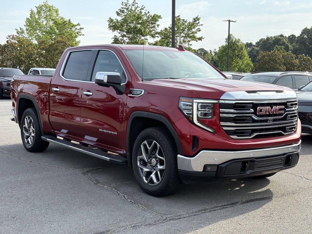 Used 2024 GMC Sierra 1500 SLT w/ SLT Premium Plus Package AWD/4WD image 10