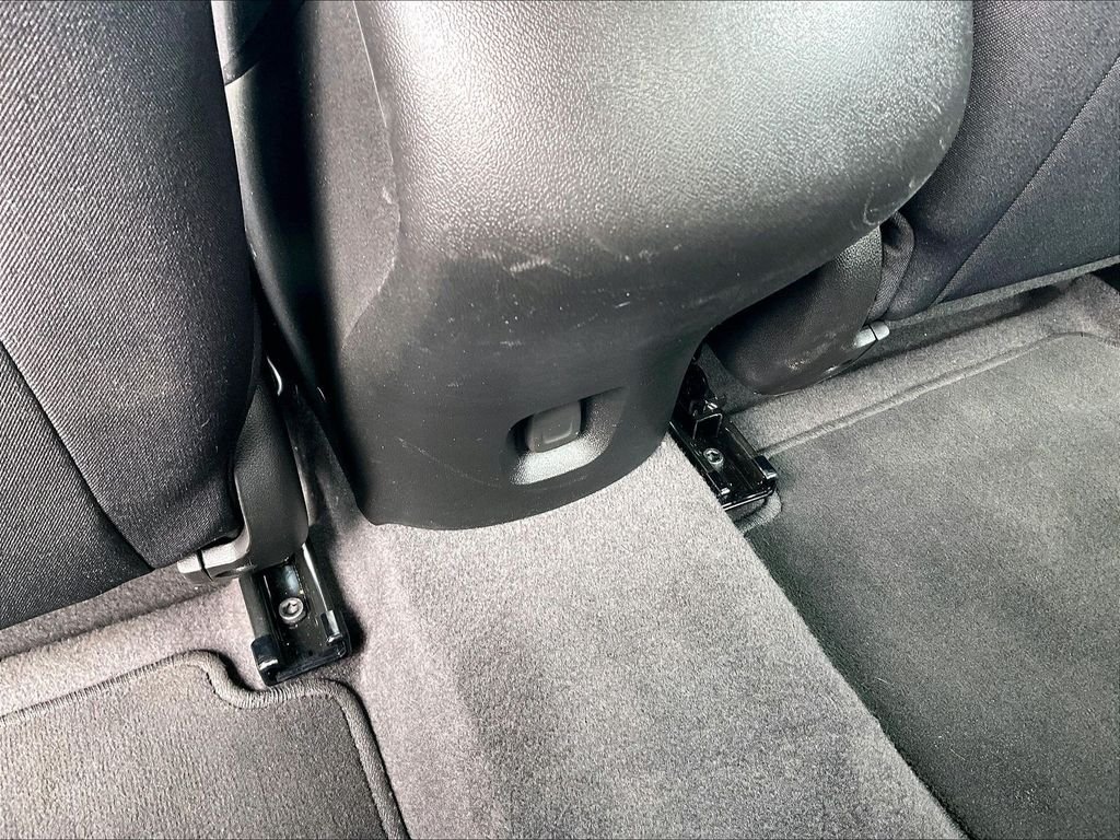 Used 2024 Chevrolet Malibu RS FWD image 25