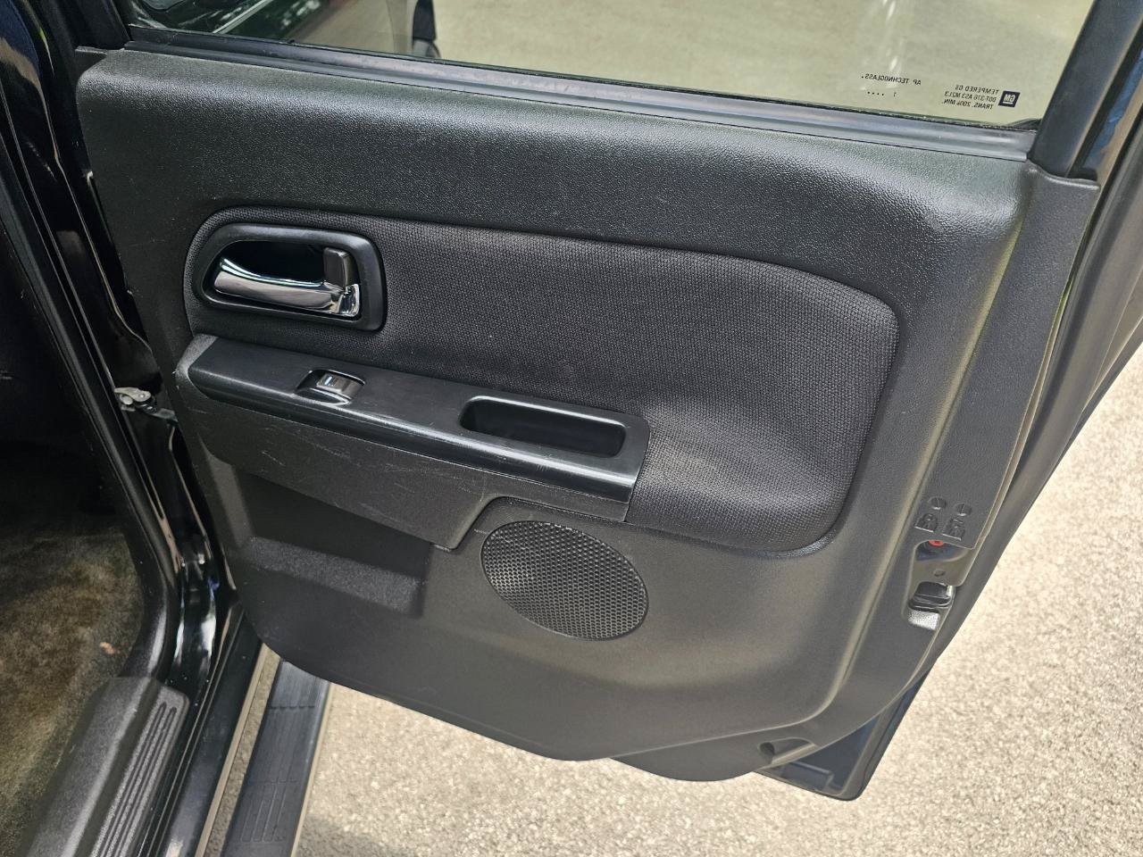 Used 2012 Chevrolet Colorado LT AWD/4WD image 17
