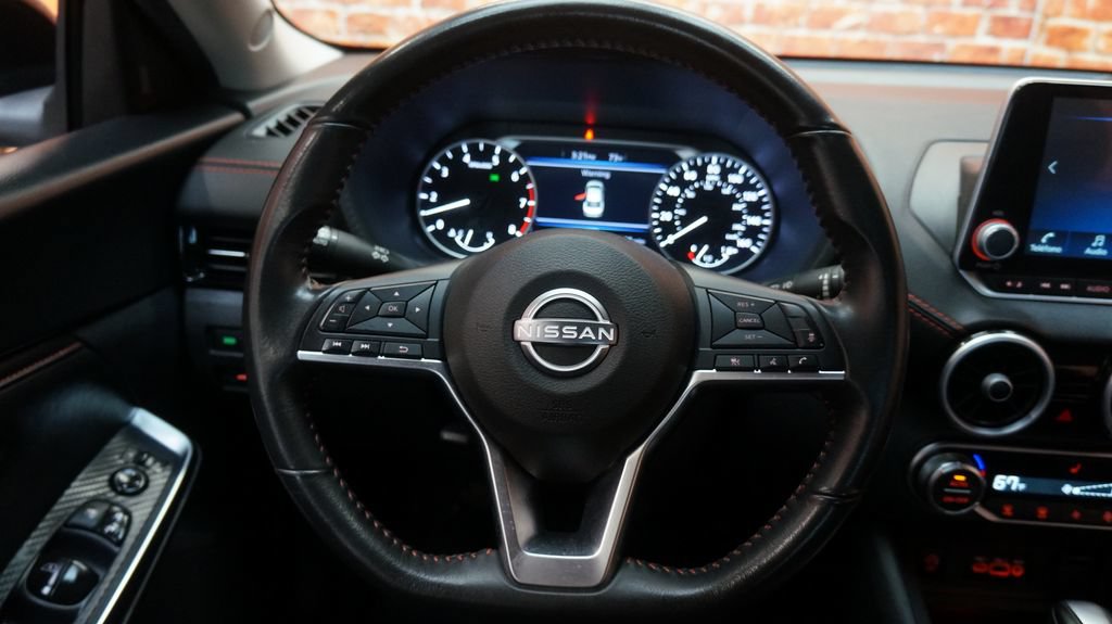 Used 2024 Nissan Sentra SR FWD image 12
