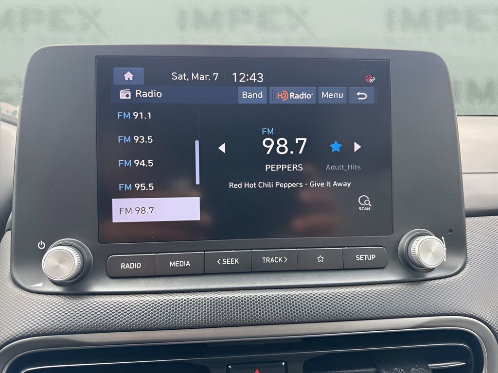 Used 2023 Hyundai Kona SE image 17