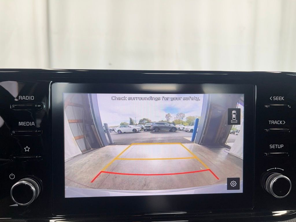 Used 2022 Kia K5 LXS image 18