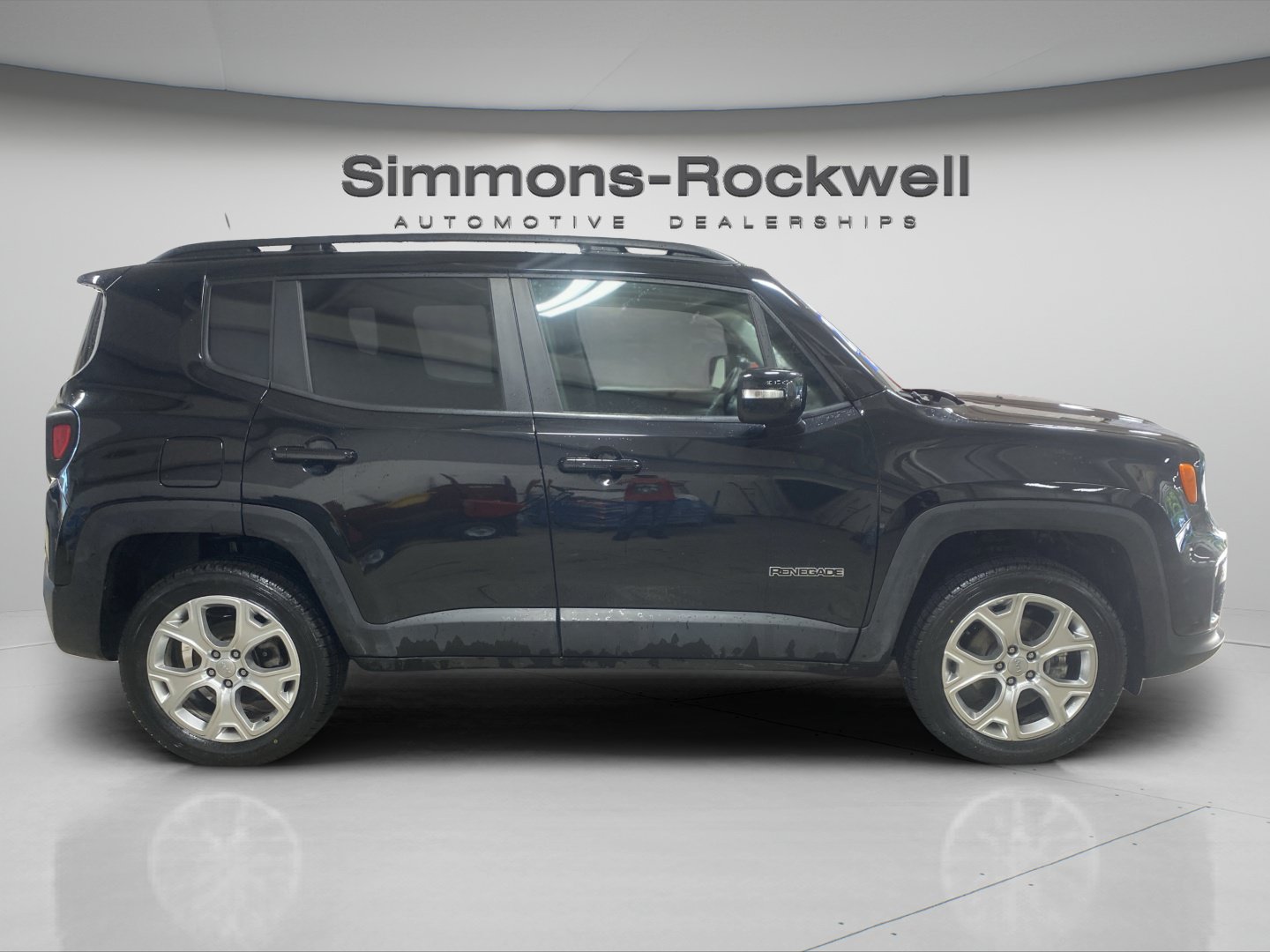 Used 2023 Jeep Renegade Limited w/ Sun/Sound Group AWD/4WD image 6