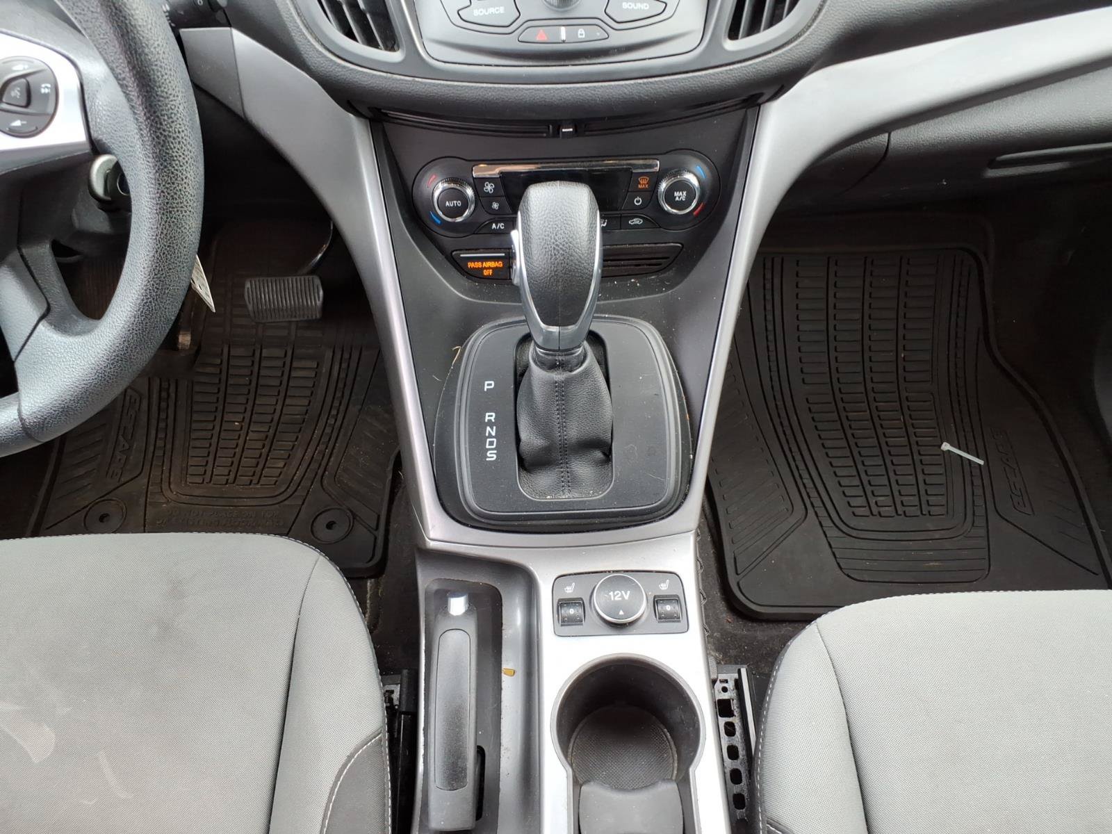 Used 2016 Ford Escape SE w/ Equipment Group 201A AWD/4WD image 18