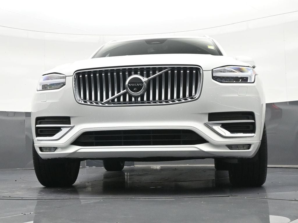 Certified 2023 Volvo XC90 B5 Plus AWD/4WD image 34