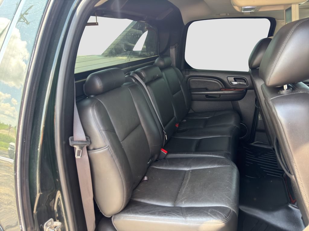 Used 2013 Cadillac Escalade EXT Premium AWD/4WD image 29