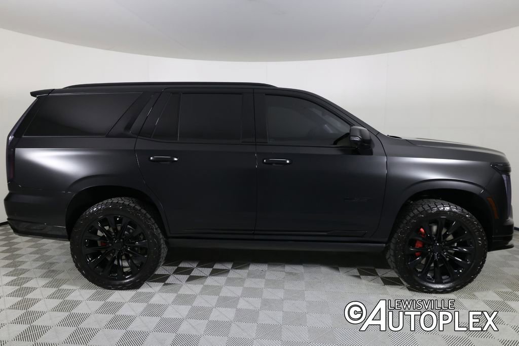 Used 2026 Cadillac Escalade V w/ LPO, ONYX Package image 4