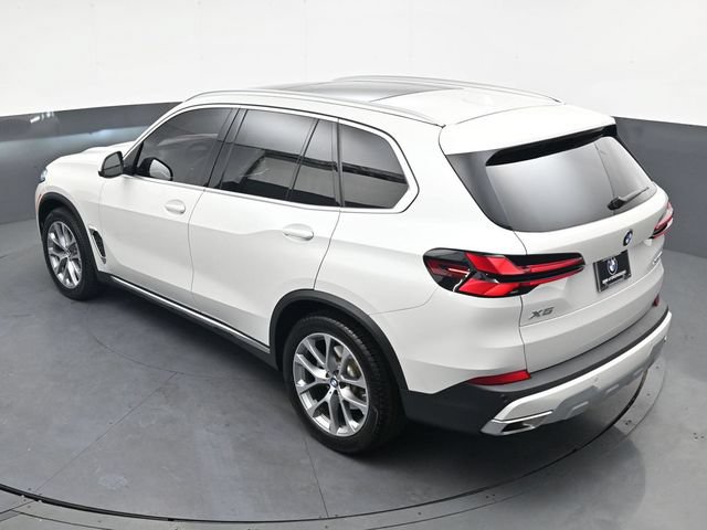 Certified 2026 BMW X5 xDrive40i w/ Premium Package AWD/4WD image 32