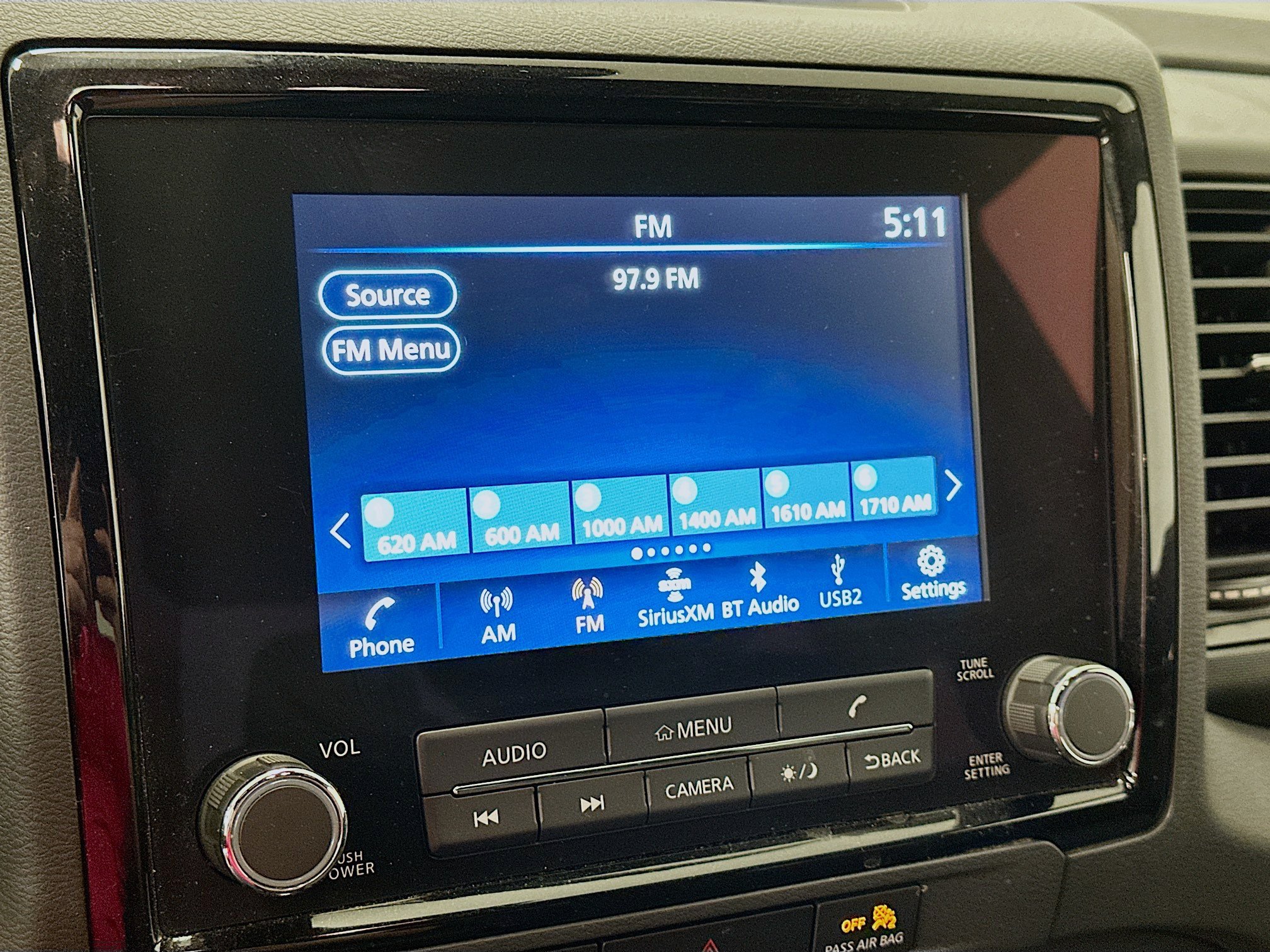 Used 2023 Nissan Frontier SV AWD/4WD image 21