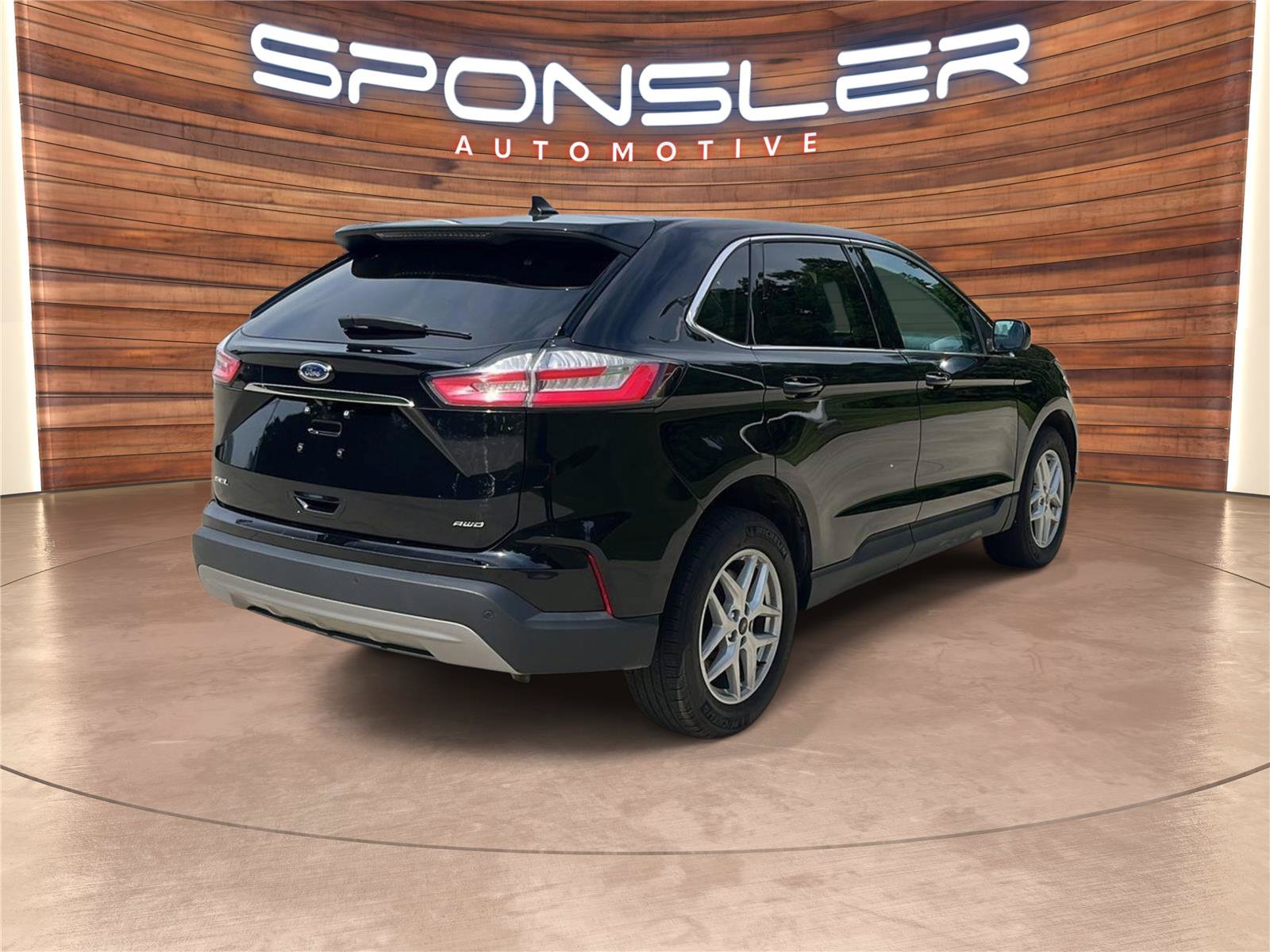 Used 2023 Ford Edge SEL w/ Convenience Package AWD/4WD image 7