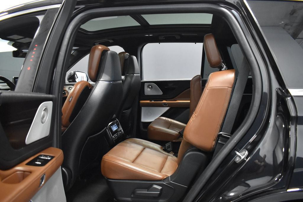 Used 2021 Lincoln Aviator Reserve w/ Equipment Group 210A AWD/4WD image 33