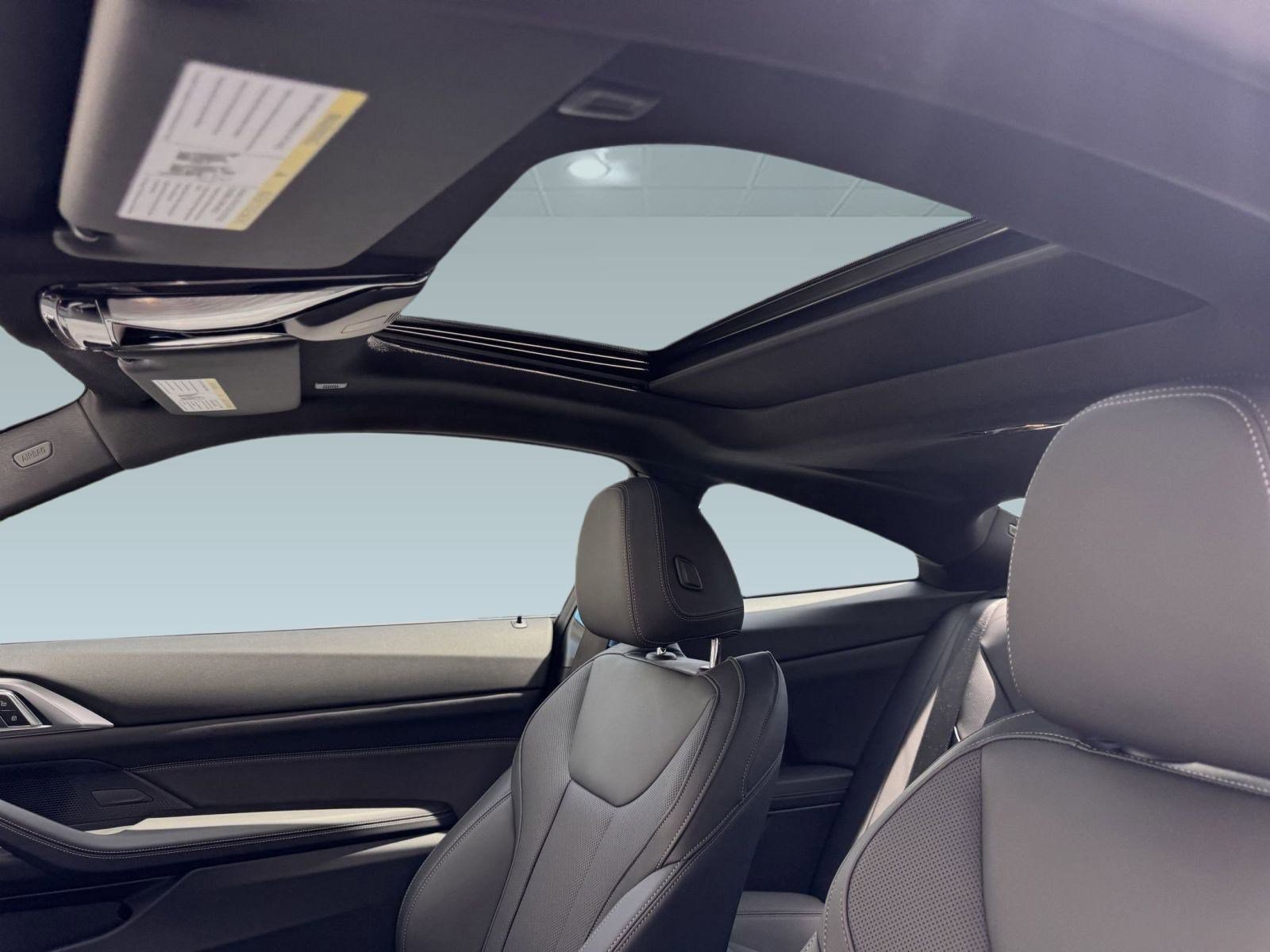 Used 2026 BMW 430i 430i w/ M Sport Package image 12