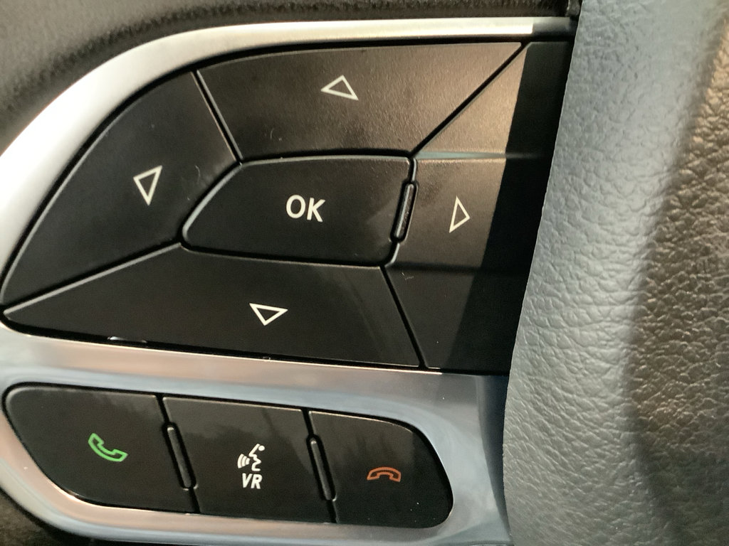 New 2026 Chrysler Pacifica Select FWD image 16