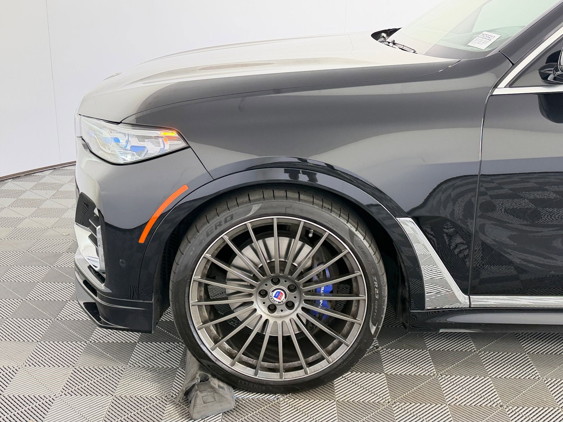 Used 2021 BMW ALPINA XB7 image 11
