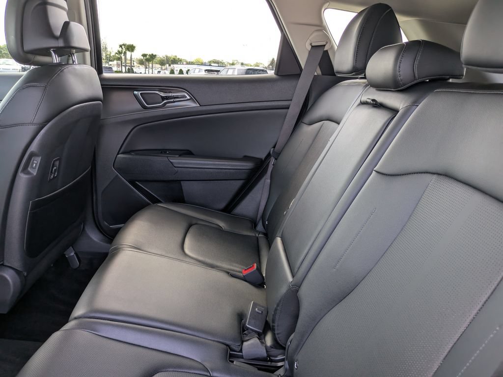 Certified 2026 Kia Sportage SX FWD image 19