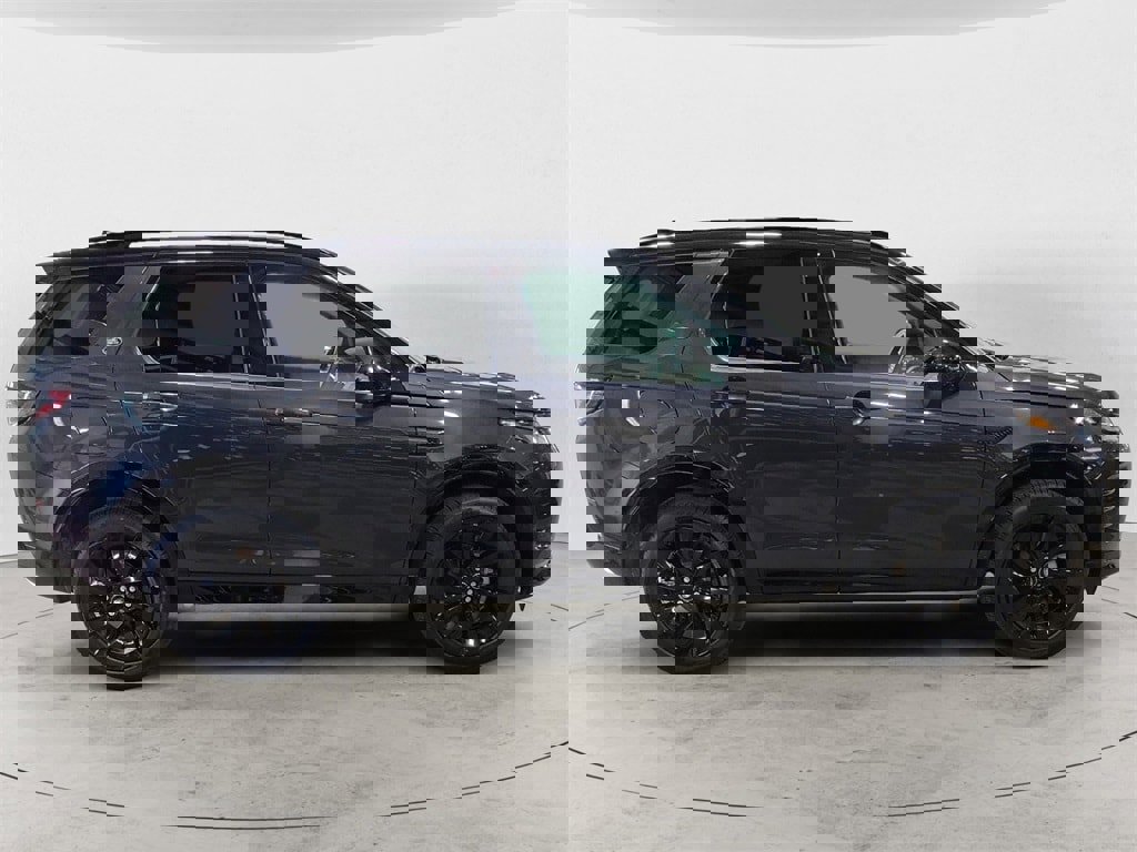 New 2025 Land Rover Discovery Sport Dynamic SE image 6