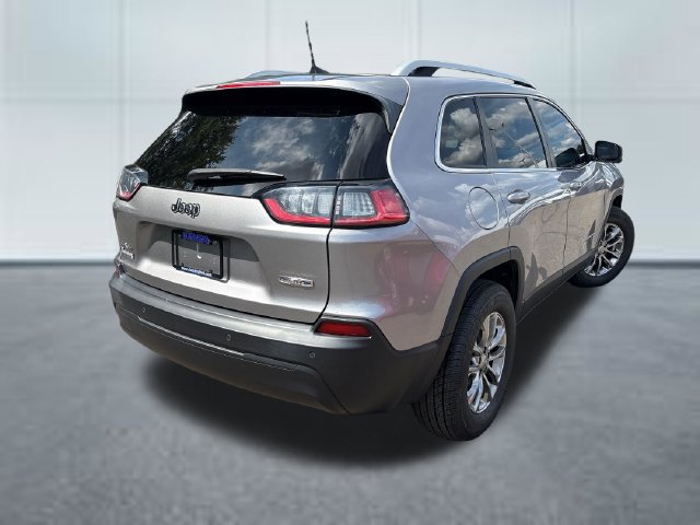 Used 2021 Jeep Cherokee Latitude Plus w/ Sun & Sound Group AWD/4WD image 4