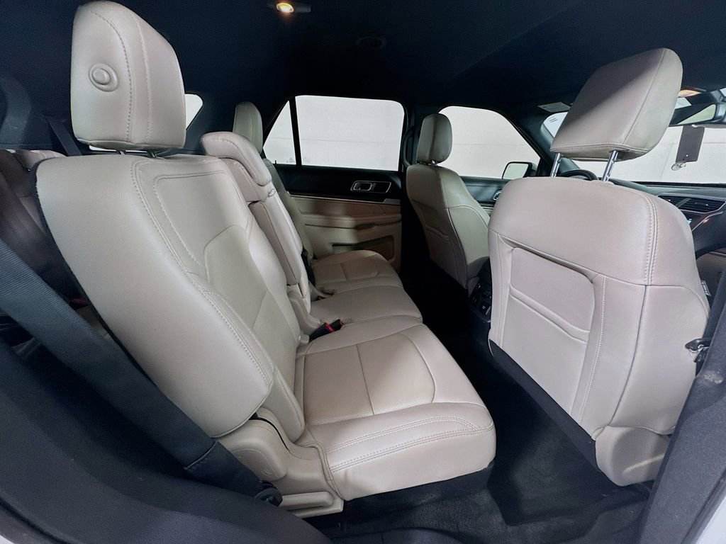 Used 2018 Ford Explorer Limited w/ Equipment Group 301A image 34