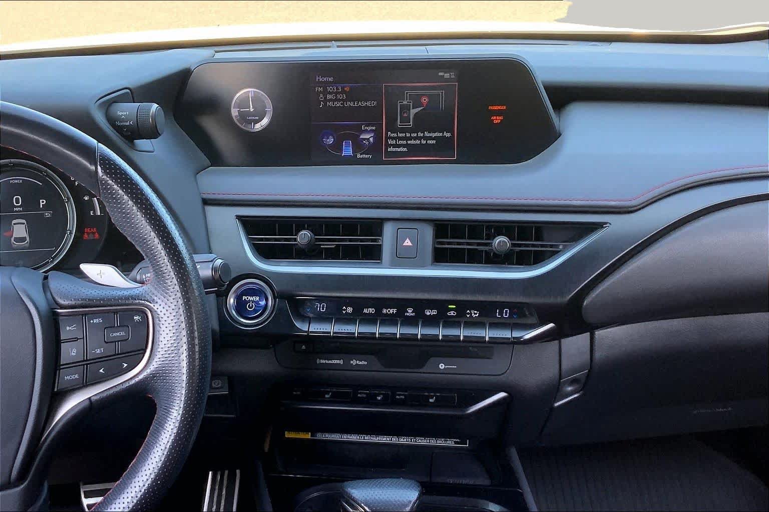 Used 2019 Lexus UX 250h F Sport AWD/4WD image 7