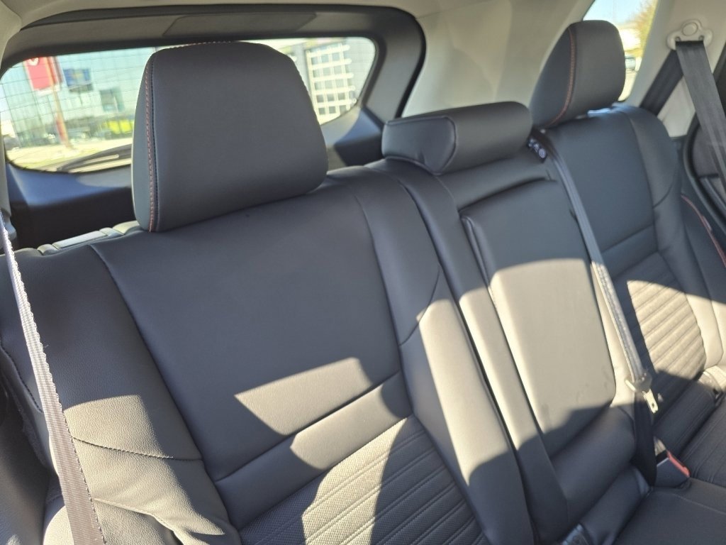 New 2026 Nissan Rogue SV image 12