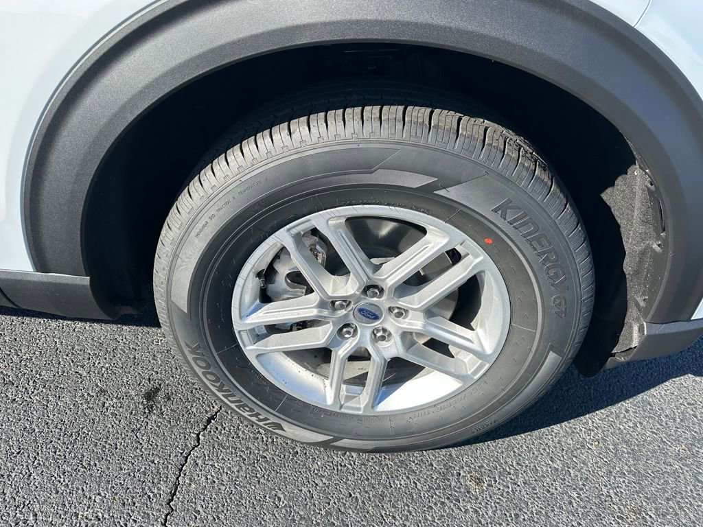 New 2026 Ford Explorer Active image 22