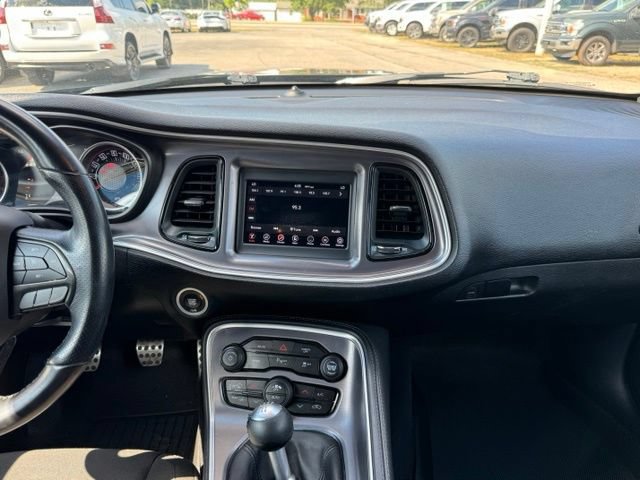 Used 2019 Dodge Challenger R/T RWD image 16