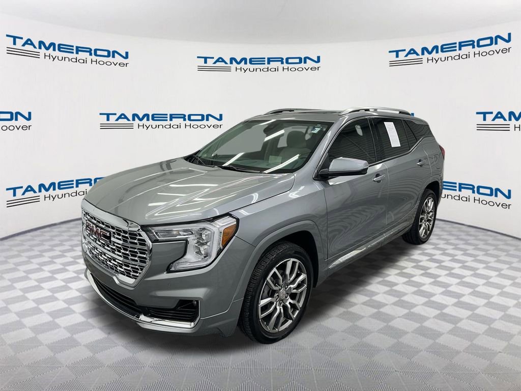 Used 2023 GMC Terrain Denali w/ LPO, Floor Liner Package AWD/4WD image 1