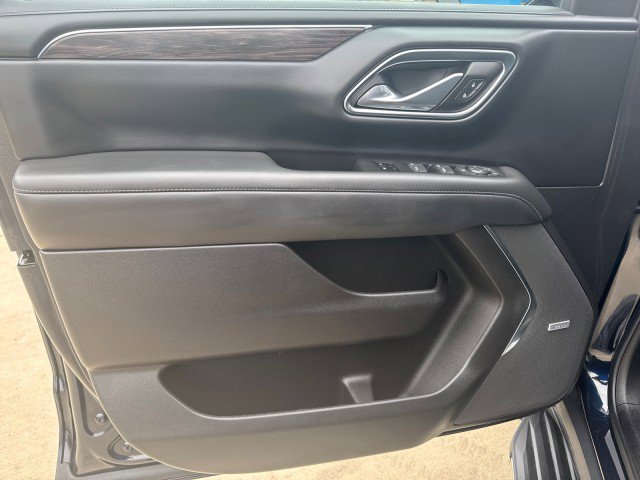 Used 2023 Chevrolet Tahoe LT image 4