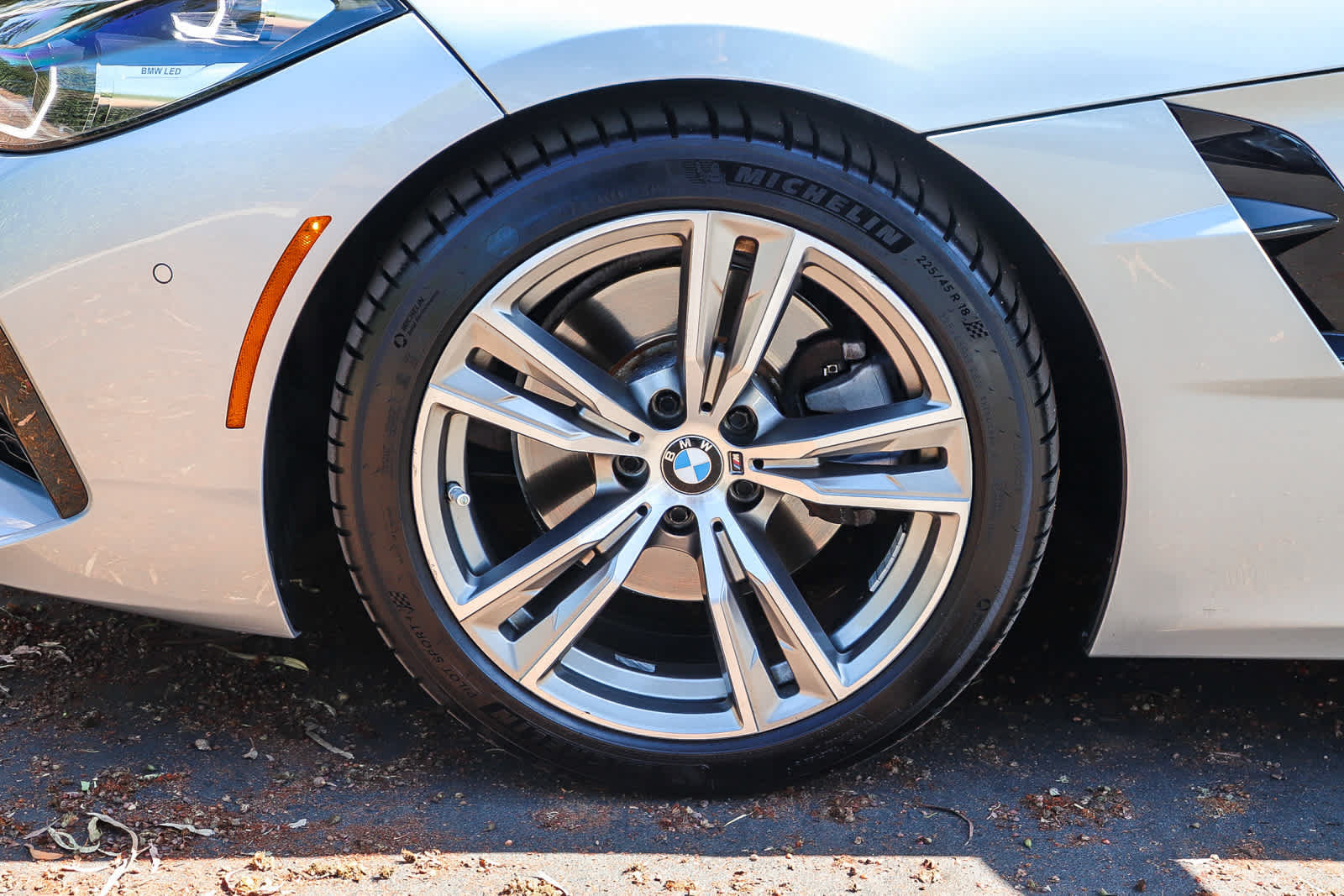 Used 2021 BMW Z4 sDrive30i w/ M Sport Package RWD image 13