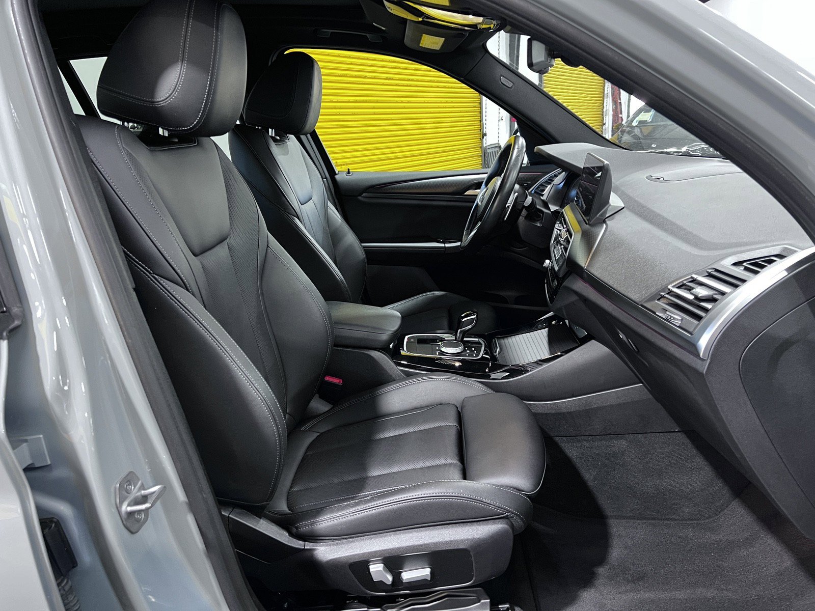 Used 2022 BMW X3 sDrive30i w/ M Sport Package 2 image 16