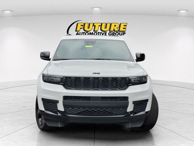 Used 2023 Jeep Grand Cherokee L Laredo AWD/4WD image 4