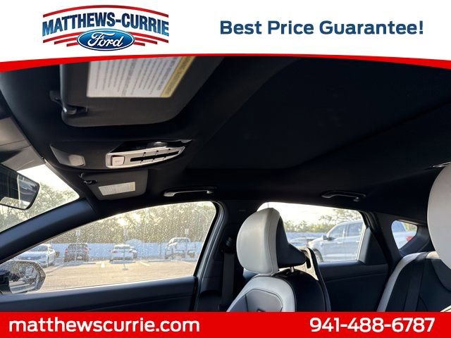 Used 2025 Kia K4 GT-Line w/ GT-Line Premium Package image 11