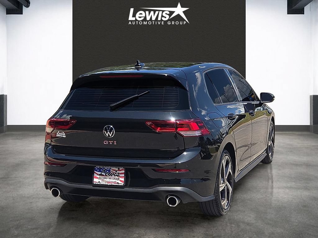 Used 2025 Volkswagen GTI SE FWD image 4